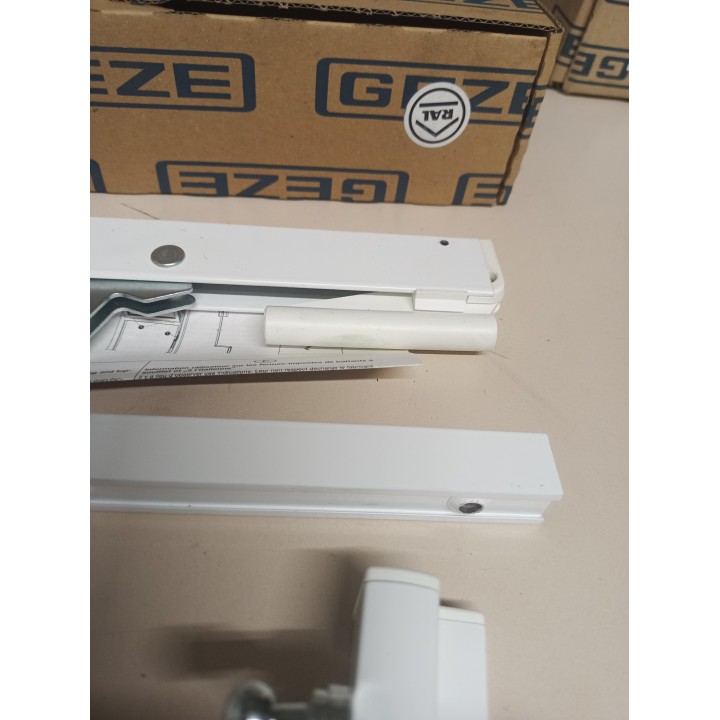GEZE 30377 Schere OL 90 N weiß