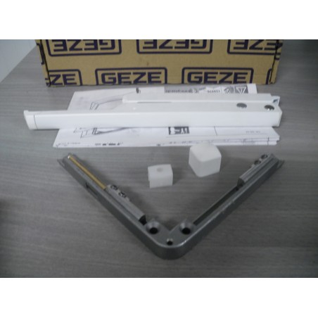 GEZE OL90 030615 Handhebel und Eckumlenckung weiß