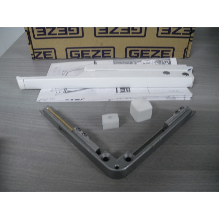 GEZE OL90 030615 Handhebel und Eckumlenckung weiß