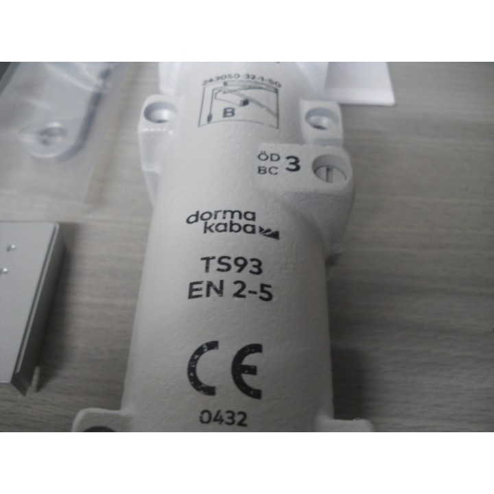 Dormakaba Türschließer TS93B 2-5  EV1