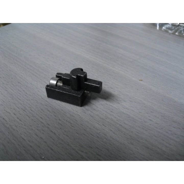 Schüco 240576 Höhenversteller für Rollentürband
