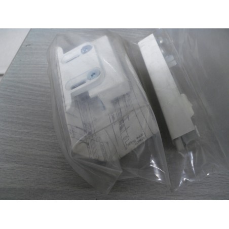 Geze 30523 Zusatzverriegelung weiß OL90N