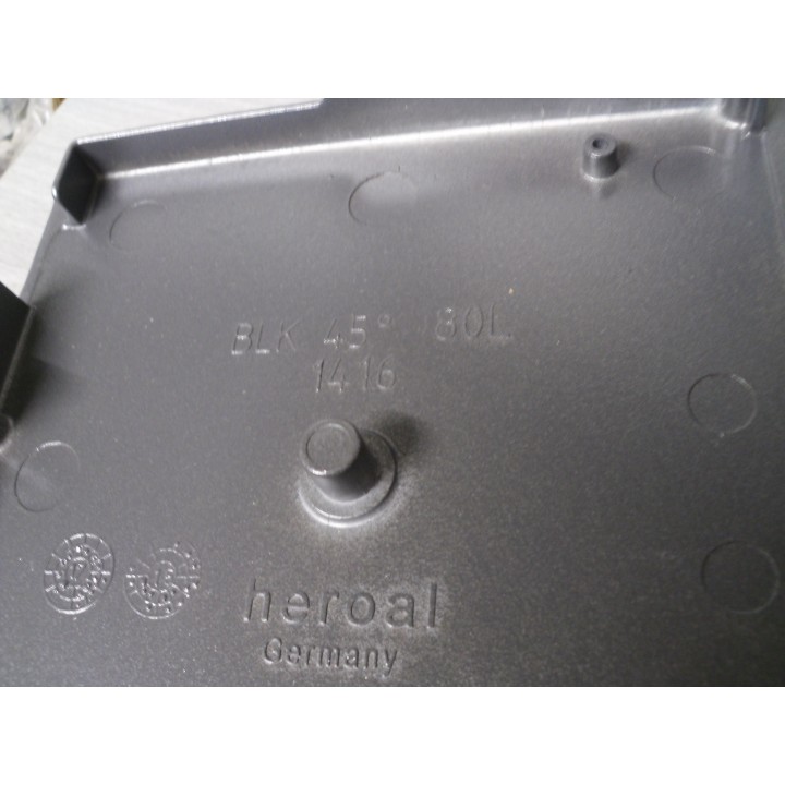 Heroal 1416 Rollladenkastendeckel 180mm links