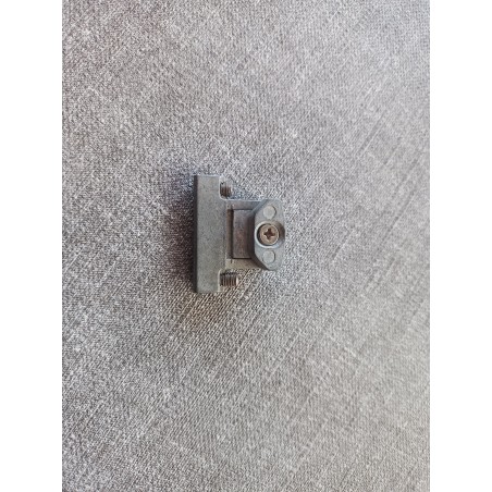 Hueck 904 943 Verriegelung für Schließplatte silber