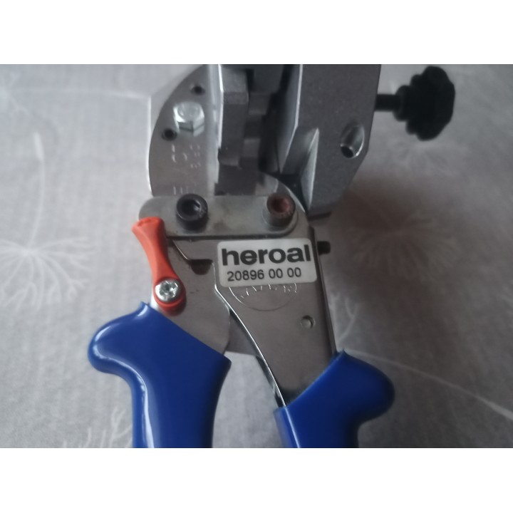Heroal 20896 00 00 Ausklinkschere / Dichtungsschere gebraucht