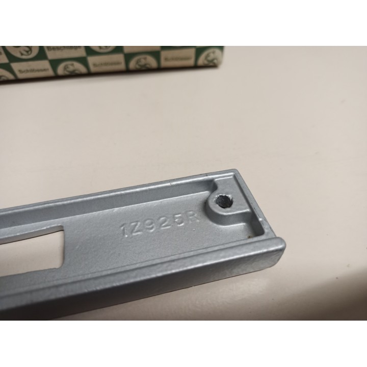 WSS Schließblech 1Z925 R  Aluminium