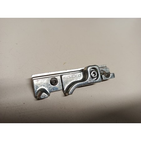 Schüco 243049 Riegelstück DIN links